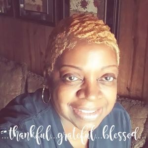 Meet your Posher, Beverly